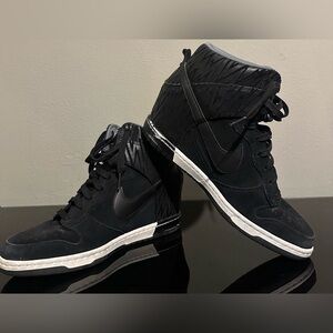 Nike Dunk Sky Hi Womens Print Black Wedge suede Sneaker 543258-002 Size 11.5